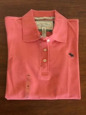 NWT Abercrombie and Fitch Women’s Pink Polo